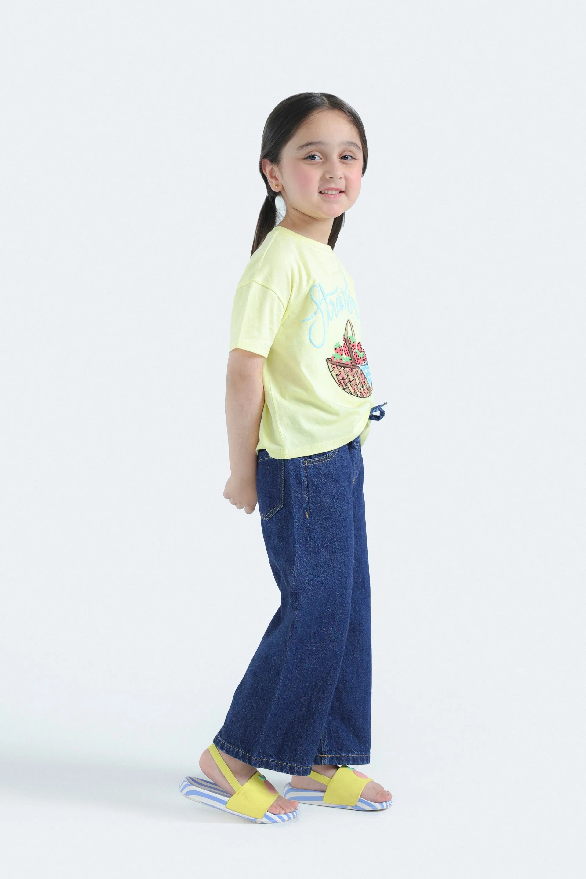 Super Cropped Graphic T-Shirt